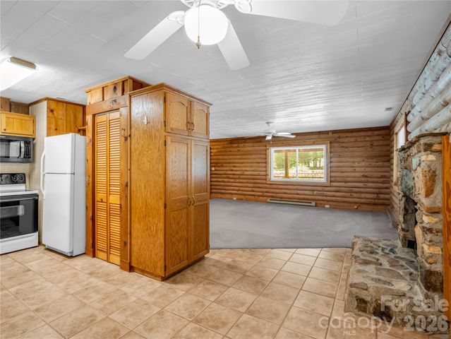 137 Amys Ridge Road, Lake Lure, NC 28746