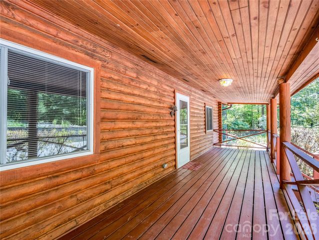 137 Amys Ridge Road, Lake Lure, NC 28746
