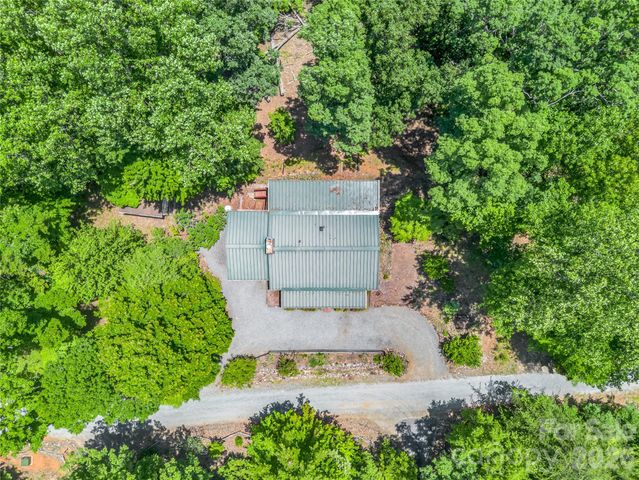 137 Amys Ridge Road, Lake Lure, NC 28746