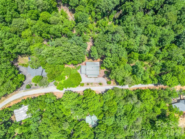 137 Amys Ridge Road, Lake Lure, NC 28746