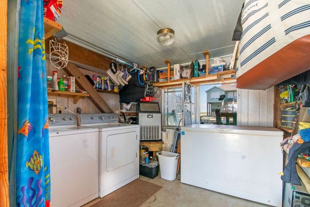 1163 County Road 209, Sargent, TX 77414