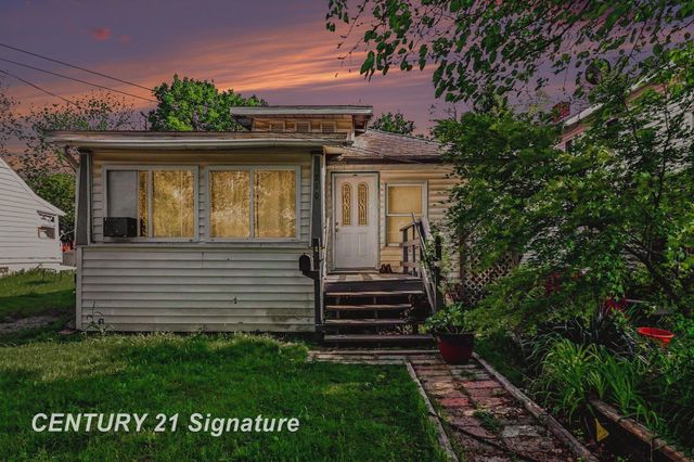 810 McKinley Street, Lansing, MI 48906