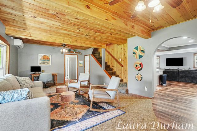 6935 116th Avenue, Fennville, MI 49408