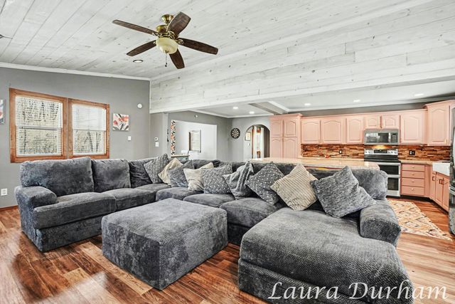 6935 116th Avenue, Fennville, MI 49408