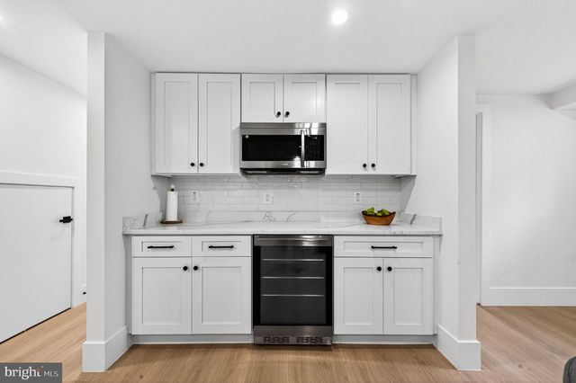 1324 FARRAGUT ST NW, Washington, DC 20011