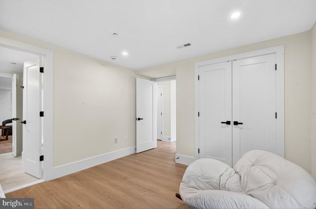 1324 FARRAGUT ST NW, Washington, DC 20011