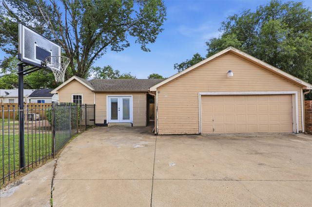 3129 New Haven Street, Irving, TX 75062