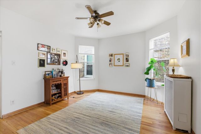 2318 W Addison Street, Chicago, IL 60618