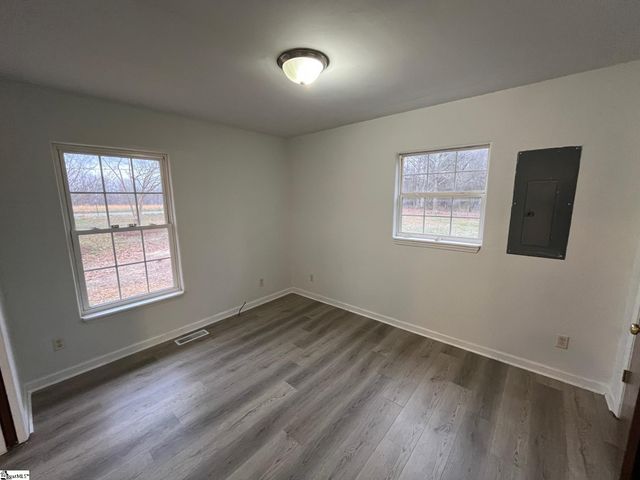 294 Jones Road, Fountain Inn, SC 29644