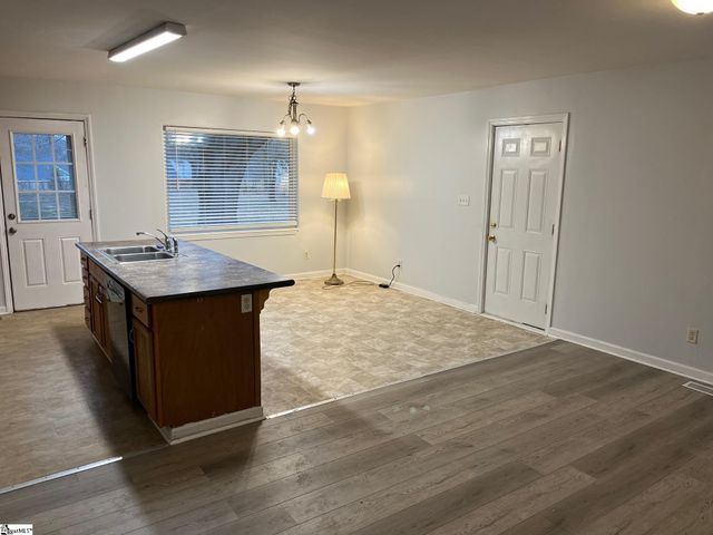 294 Jones Road, Fountain Inn, SC 29644