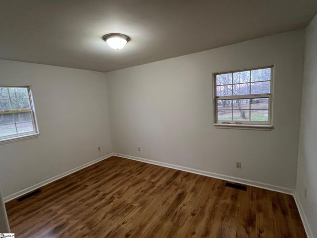 294 Jones Road, Fountain Inn, SC 29644