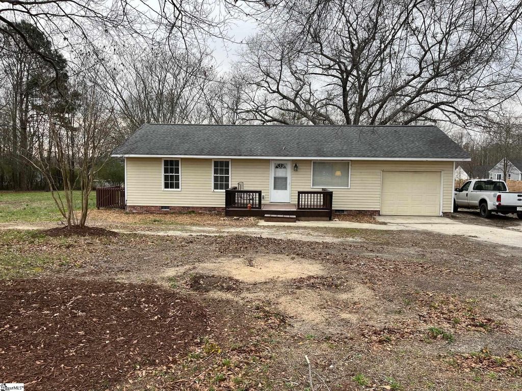 294 Jones Road, Fountain Inn, SC 29644