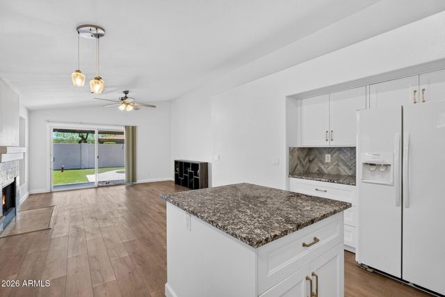 425 N WINDSOR --, Mesa, AZ 85213