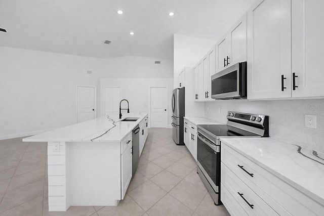 6409 STONE RIVER ROAD, Bradenton, FL 34203