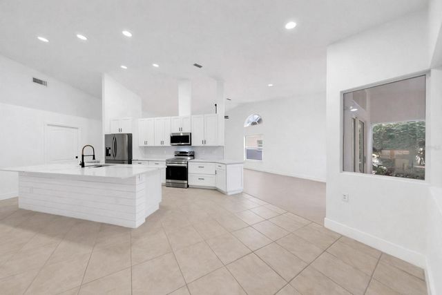6409 STONE RIVER ROAD, Bradenton, FL 34203