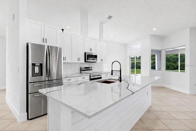 6409 STONE RIVER ROAD, Bradenton, FL 34203