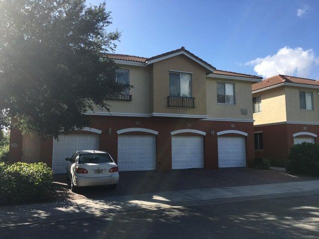 63 SE Palermo Court 101, Stuart, FL 34994