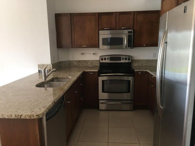 63 SE Palermo Court 101, Stuart, FL 34994