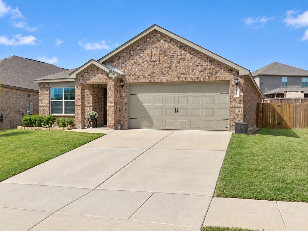 220 Drifter Drive, Newark, TX 76071 — photo 3