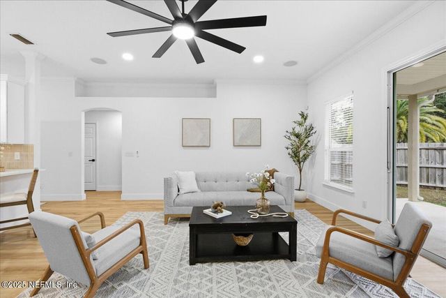 548 E SILVERTHORN Lane, Ponte Vedra, FL 32081