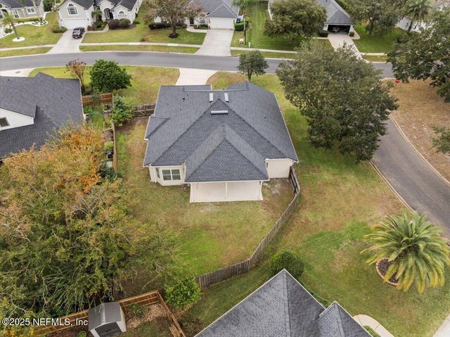 548 E SILVERTHORN Lane, Ponte Vedra, FL 32081