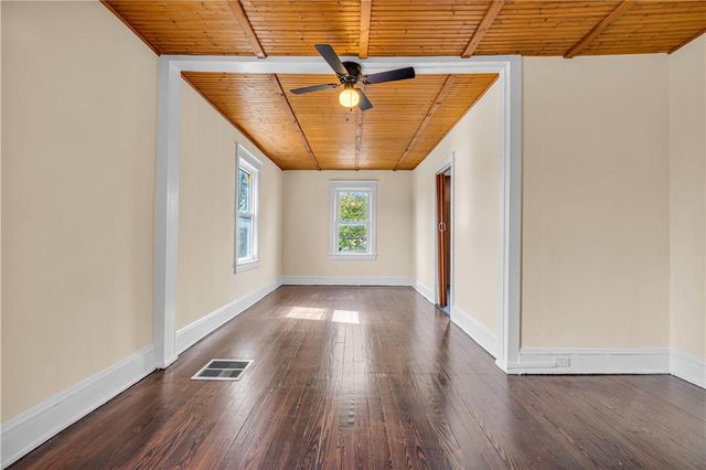 622 Folk Street, Easton, PA 18042