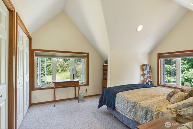 909 308th Street NE, Stanwood, WA 98292