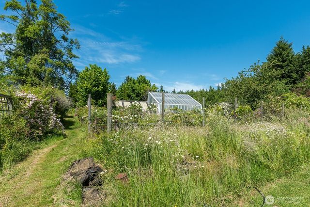 909 308th Street NE, Stanwood, WA 98292