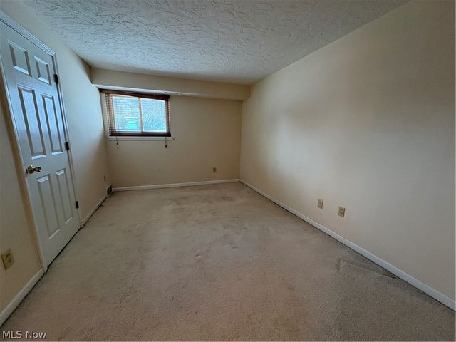 4615 Oakhill Boulevard 106, Lorain, OH 44053