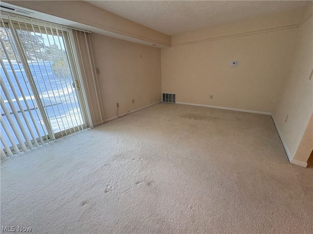 4615 Oakhill Boulevard 106, Lorain, OH 44053