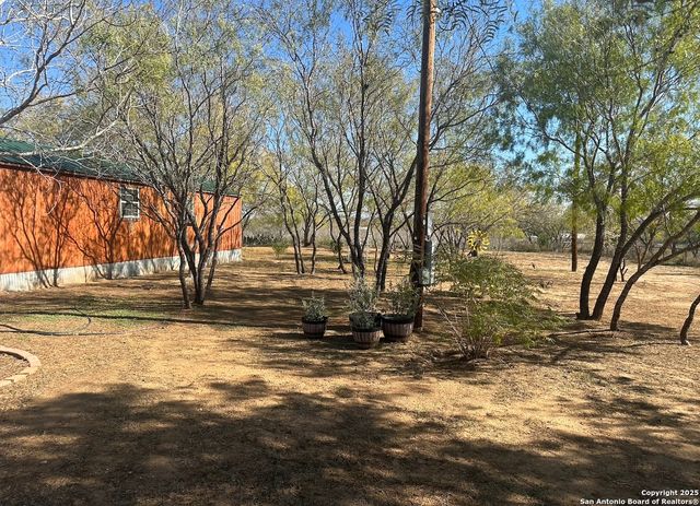 205 May, Pleasanton, TX 78064