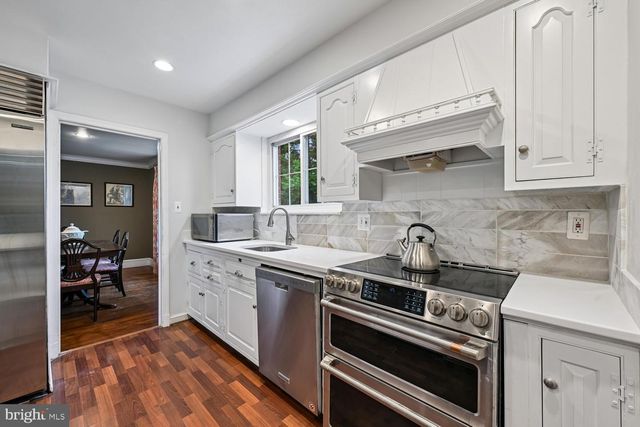 4004 MANOR PARK CT, Rockville, MD 20853