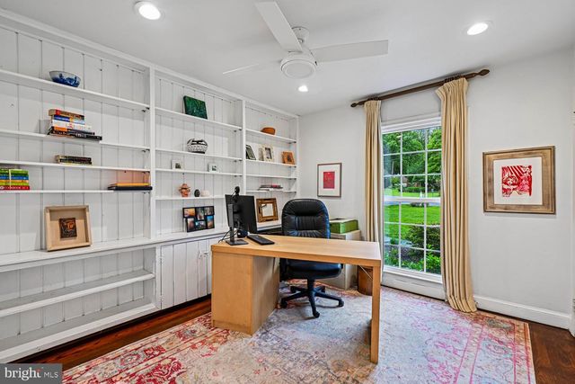 4004 MANOR PARK CT, Rockville, MD 20853