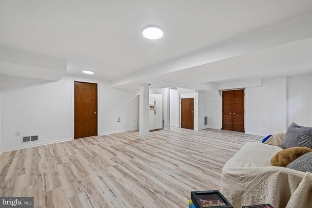 4004 MANOR PARK CT, Rockville, MD 20853