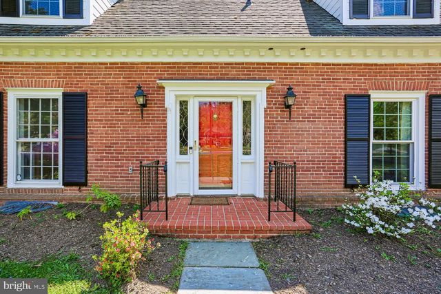 4004 MANOR PARK CT, Rockville, MD 20853