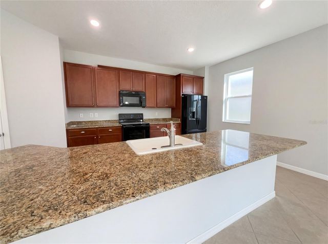 10017 WEATHERS LOOP, Clermont, FL 34711