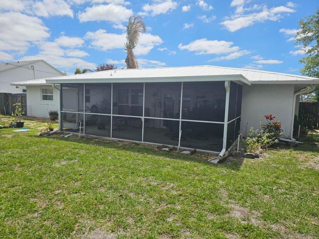 421 SE Skipper Lane, Port St. Lucie, Port St Lucie, FL 34983