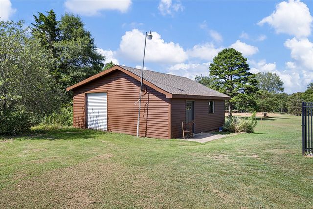 10695 Powell Lane, Dardanelle, AR 72834
