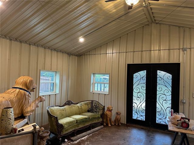 10695 Powell Lane, Dardanelle, AR 72834