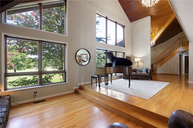 10695 Powell Lane, Dardanelle, AR 72834