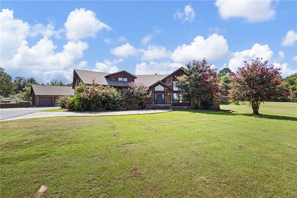 10695 Powell Lane, Dardanelle, AR 72834