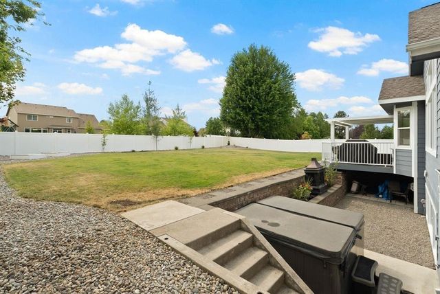 17110 E Daybreak Ln, Spokane Valley, WA 99016