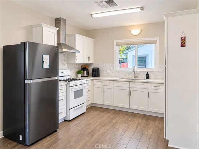 312 W Lugonia, Redlands, CA 92374