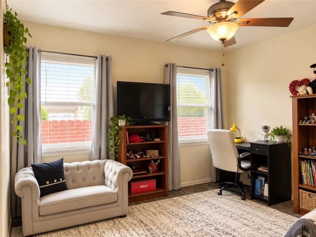 312 W Lugonia, Redlands, CA 92374