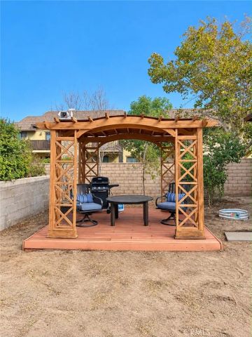 312 W Lugonia, Redlands, CA 92374