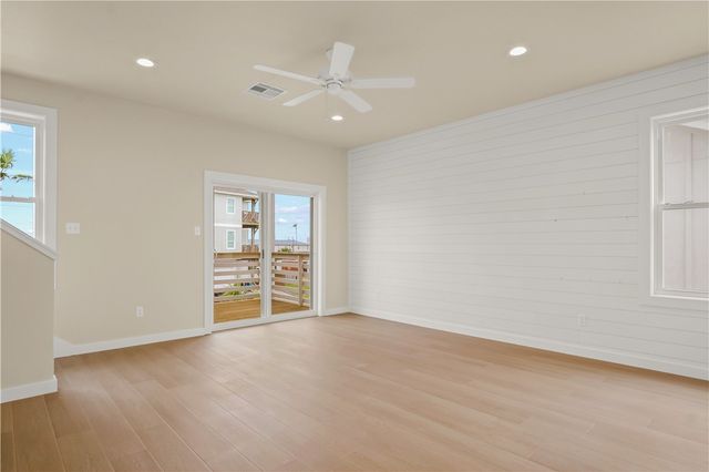 434 Oleander St 2, Port Aransas, TX 78373