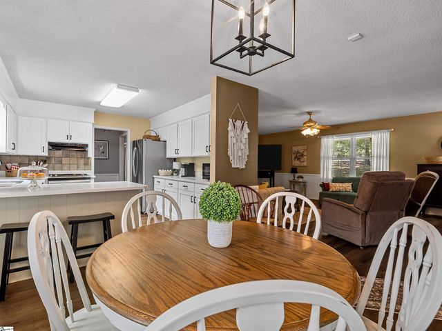 129 Foster Road, Roebuck, SC 29376