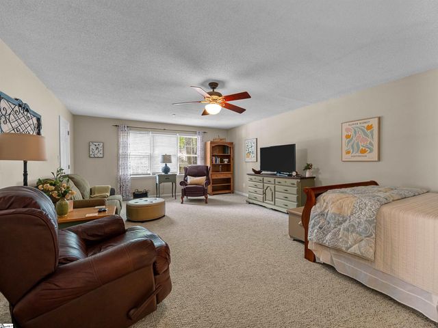 129 Foster Road, Roebuck, SC 29376