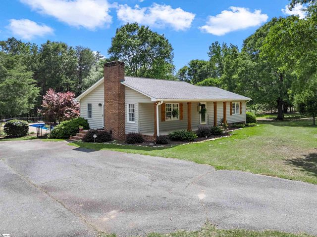129 Foster Road, Roebuck, SC 29376