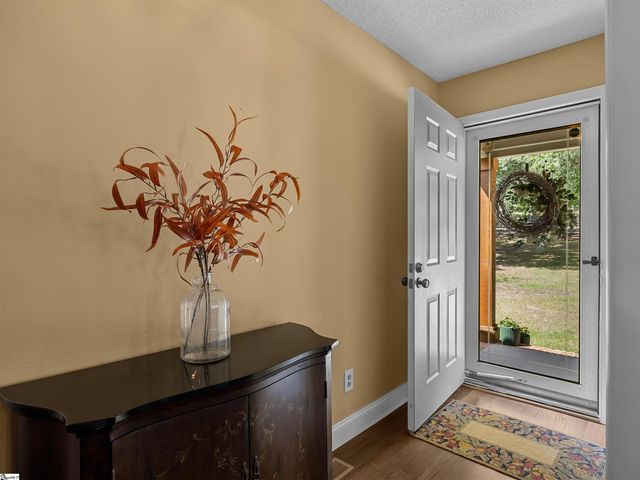 129 Foster Road, Roebuck, SC 29376